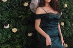 Chaturbate alesquirt - somthing elegant